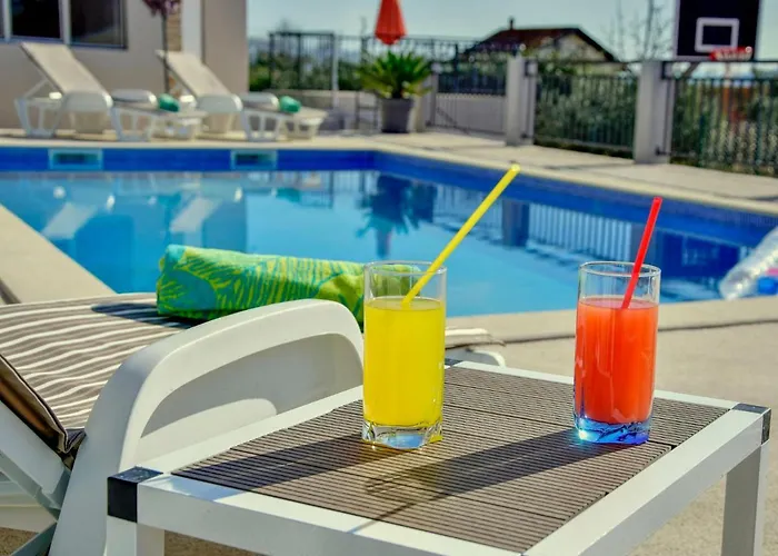 Aurora By Interhome Hébergement de vacances Kaštel Štafilić